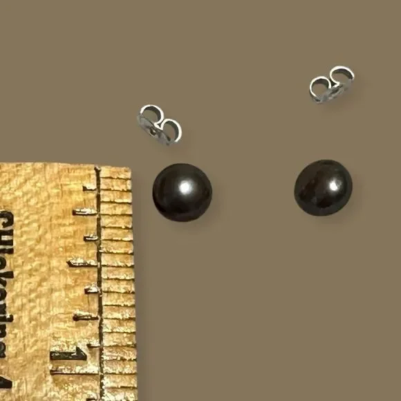 Elegant Gray Black Freshwater Pearl Stud RGF Sterling Silver Earrings - Picture 7 of 11